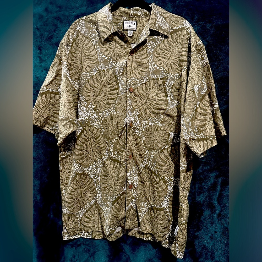 Bugle boy Hawaiian button down size medium men’s